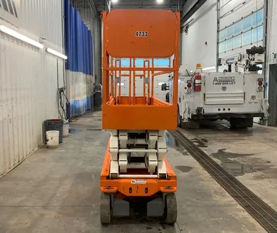 Used 2017 SNORKEL S3226E ELECTRIC SCISSOR LIFT Scissor Lifters Alberta CA | Adcock Equipment #1418038