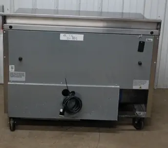 142-0060 True 4 Foot Work Top 2 Door Stainless Steel Cooler TWT-48-HC