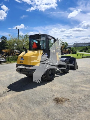 USED 2023 MECALAC AX1000