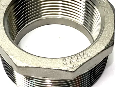 4464K179 | 304 SS Threaded Pipe Fitting, Bushing Adapter, 3" Male x 2-1/2" Female - New – Open box