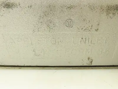 Appleton Electric LR400-M Conduit Outlet Body Iron LR 4" In Rigid Cover Gasket