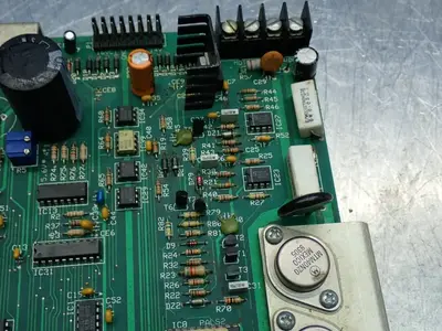 USED HAAS AUTOMATION 323051E