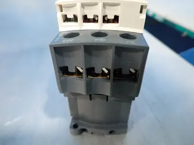 NEW SCHNEIDER ELECTRIC LC1D32BD