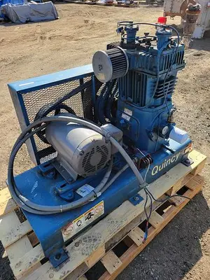 USED QUINCY 370