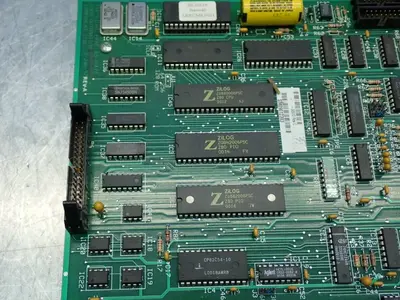 USED HAAS AUTOMATION 323051E