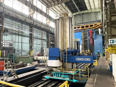 USED GIDDINGS & LEWIS 6 AXES X: 24 000 - Y: 2133 - Z: 4572 MM CNC