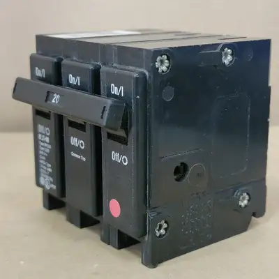 Used EATON BR320 Switchgears British Columbia CA | Lenmark #239292