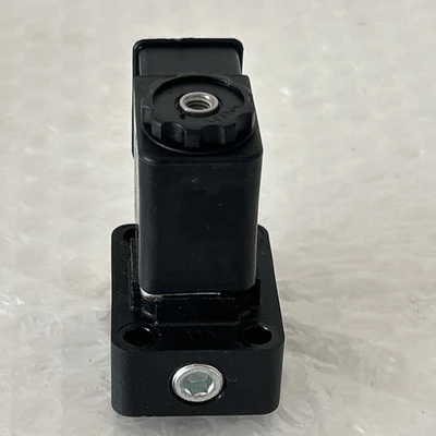 NEW AAA Products International V-551-1