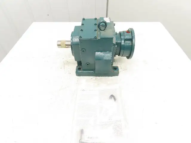 Dodge Quantis HB683CN140TC In-Line Helical Gearbox 114.78:1 Reducer 1.7Hp 15rpm