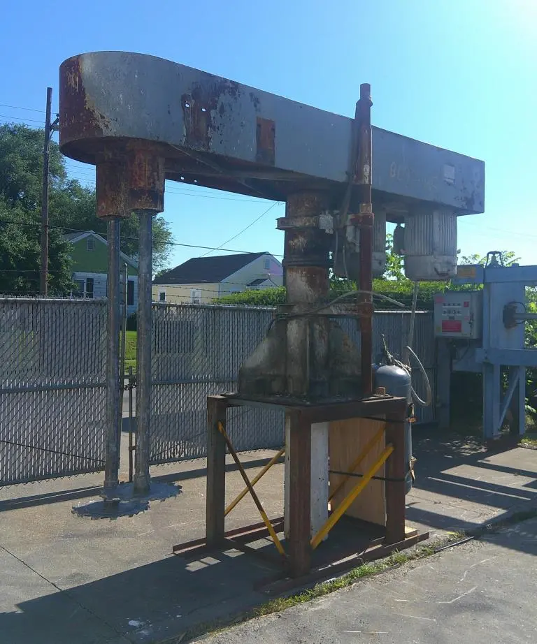 SPC8678  Mixer and Blender 60/30 hp disperser, air over oil lift, variable speed drive