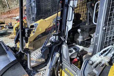 Used 2023 NEW HOLLAND C345 Compact Track Loaders Tennessee US | Proxy Equipment #1382987