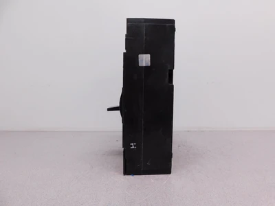 Used Square D MHL368001352 Circuit Breakers Ohio US | Equipment Recovery Corp. #1331132