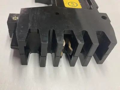 Used SQUARE D FY-14020-B Circuit Breakers | Surplus Asset Holdings #1189492