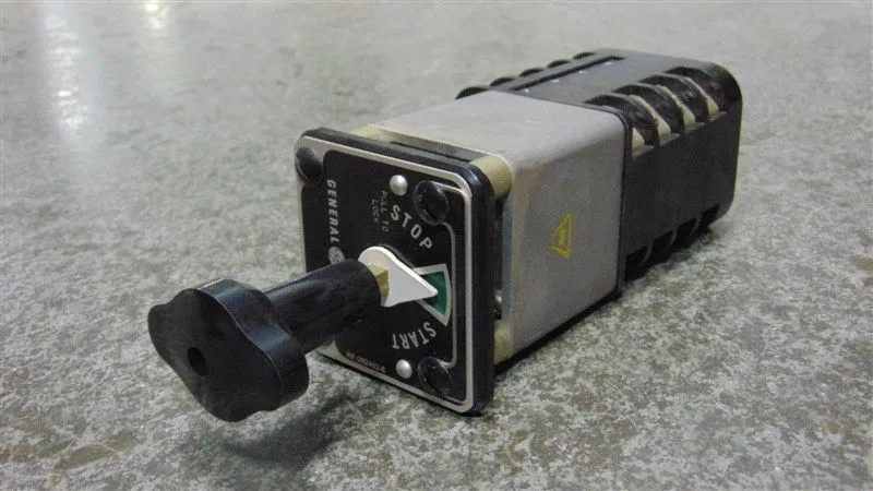 General Electric D4A04T1F1V1 SBM Rotary Switch Used