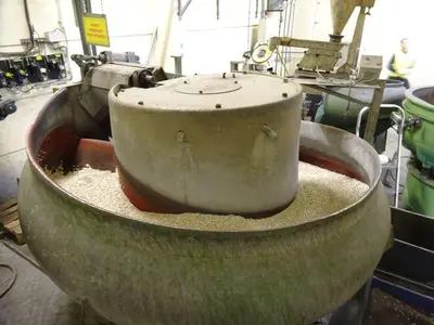 USED ROSLER ROTOFINISH DEBURRING LINE + DRYER