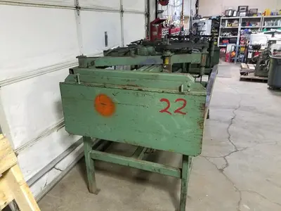 8 Spindle 8ft Wide Cap. x 1ft Deep HD Vertical Boring machine, Variable Spindle spacing, Feed Through Design for long pieces,  3PH Motors, Needs Some Repair