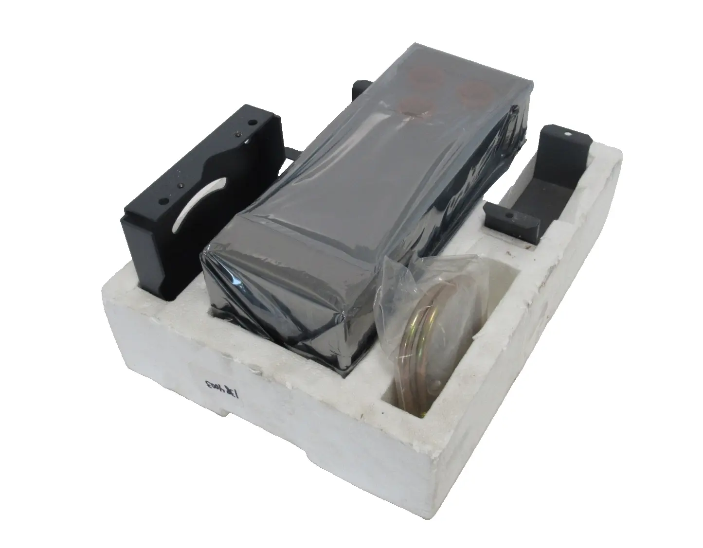 NEW FOXBORO 873EC-AIYFGZ CONDUCTIVITY ANALYZER 873ECAIYFGZ