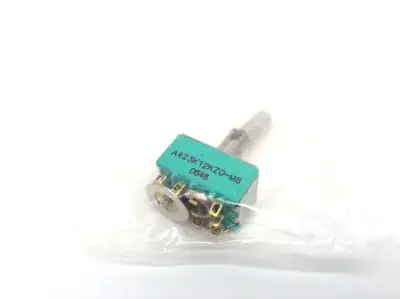 USED ELECTROSWITCH TOGGLE SWITCH 4PDT 6A -125V PANEL MOUNT 3A -250V