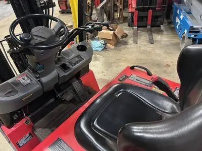 Used 2017 RAYMOND 4750C40 4-Wheel Sit down Electric Counterbalance Forklifts Illinois US | Somerset Equipment Sales #1546144
