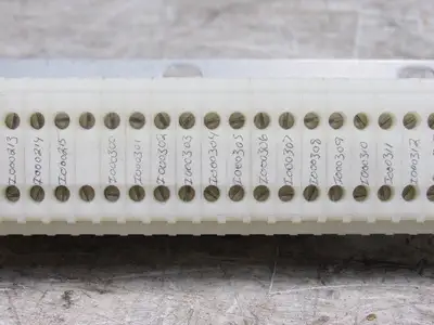 Allen Bradley 1492-HM1 IEC Terminal Block W/35-1/2" Aluminum Rail Lot of 135