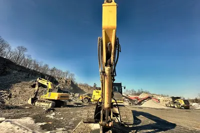 Used 2014 KOMATSU PC490LC-10 Excavators Pennsylvania US | Proxy Equipment #1383045
