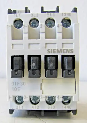 Siemens 3TF30 10E 9A Contactor 3 Pole 1 NO Contact 400V with 220V Coil