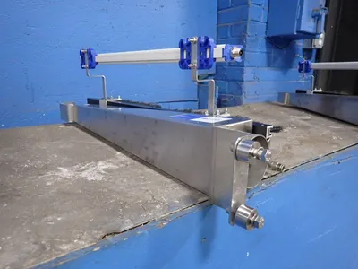 Simco Ion 24" Neutro-vac Web Cleaning System