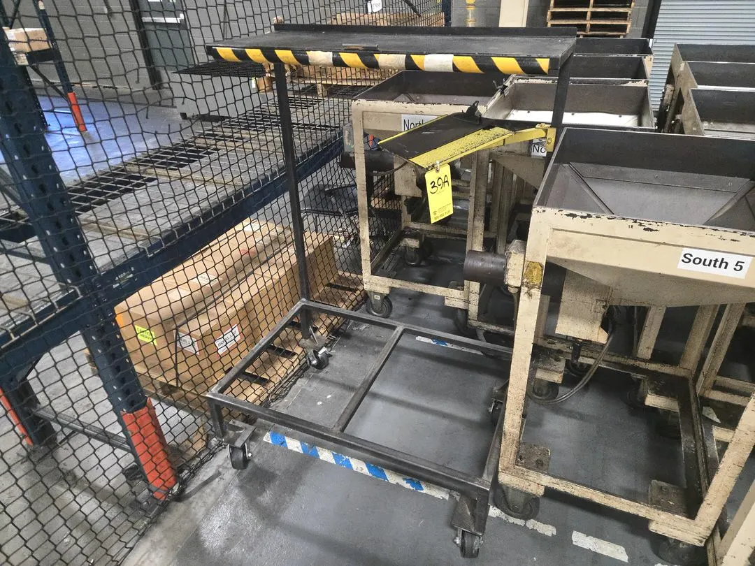 (1)Rolling Pallet Stand