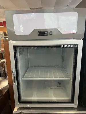 Used MAXX COLD MXM1-4FHC Refrigerators Florida US | BAM Discount Restaurant Equipment #1229846