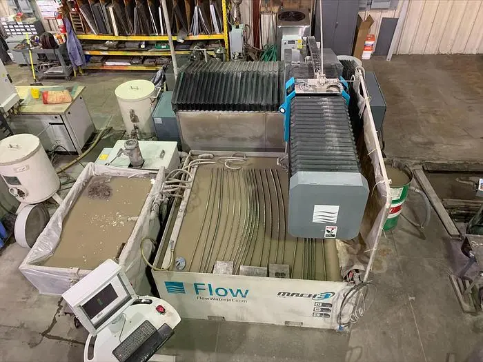Used FLOW MACH 3 -1313B Waterjet Cutters Ohio US | MANUFACTURING SOLUTIONS #300939