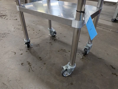 Stainless Steel Filler Table - 18 x 30"