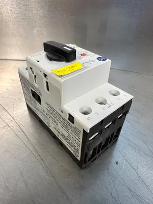 Allen Bradley 140M-C2T-B40 ser.B/ 140MC2TB40 (4B-31)