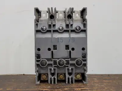 Used WESTINGHOUSE HFB3015 Switchgears British Columbia CA | Lenmark #242344