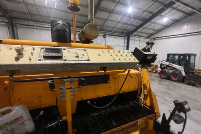 Used 2015 LEEBOY 8515C Asphalt Pavers Ohio US | Proxy Equipment #1382602
