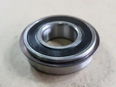 NEW SKF 6205-2RSHNR
