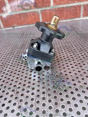 USED ITT PURE FLO 3-WAY .75-316L-RA20MAX DIAPHRAGM VALVE W/ 3/4" SANITARY FITTING