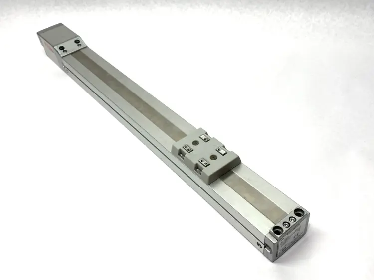 Used ORIENTAL MOTOR EZ LIMO MOTORIZED LINEAR SLIDE 15.75" STROKE Linear Actuators Michigan US | Maverick Industrial Sales #1091772