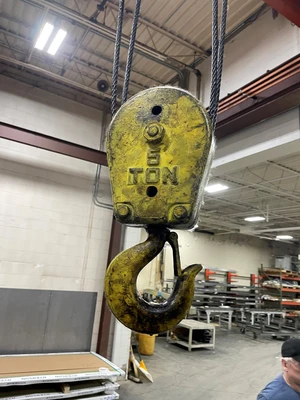 Stanspec Corp. 
			27' x 5 Ton Bridge Crane