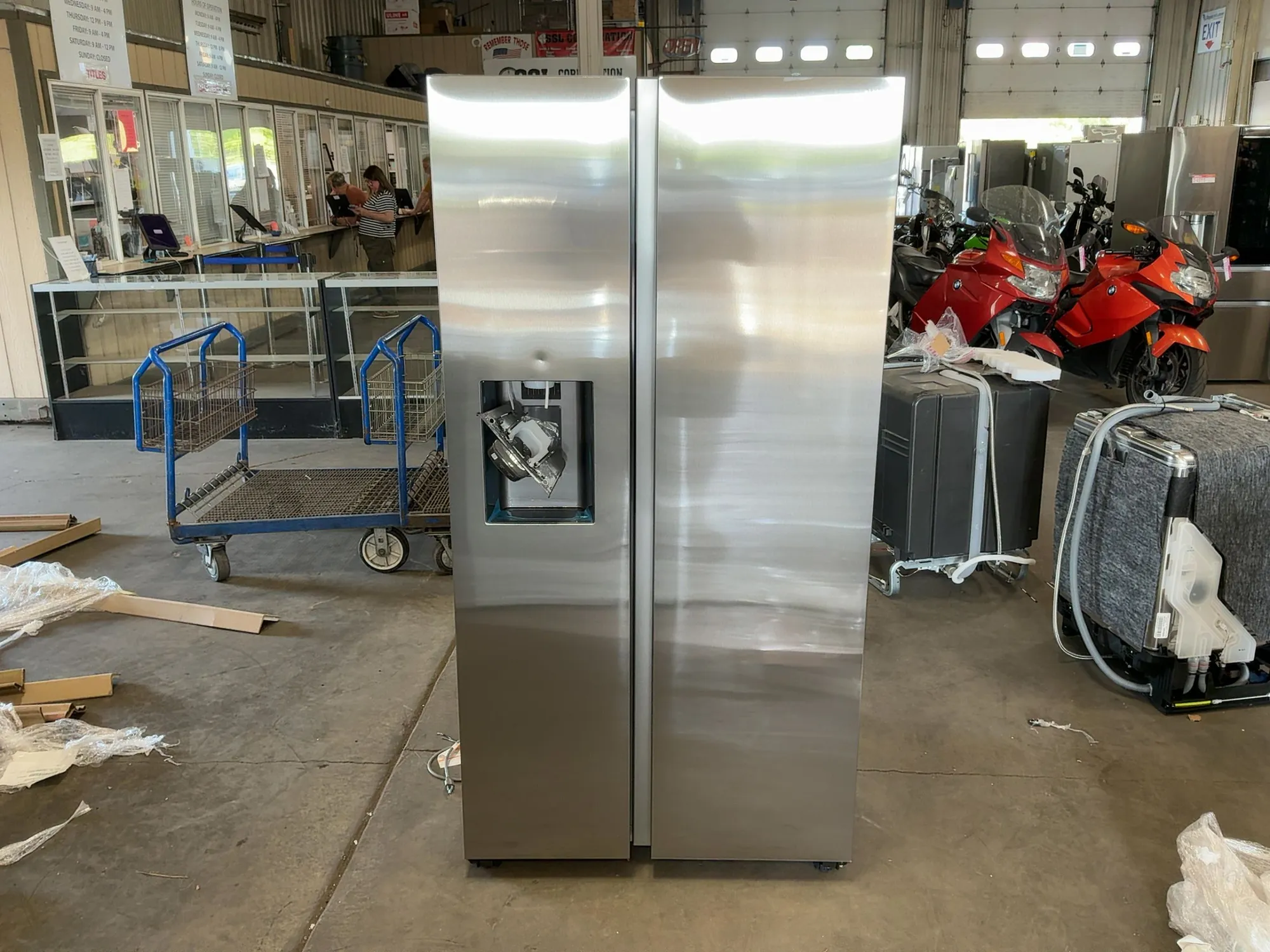 USED SAMSUNG RS27T5200SR