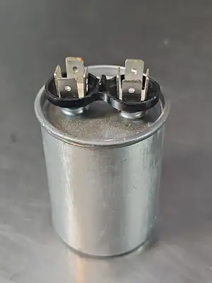 CDE SFP37T12.5K238B-F 12.5uf + 10% 370 VAC 50-60 Hz Capacitor (BIN335)