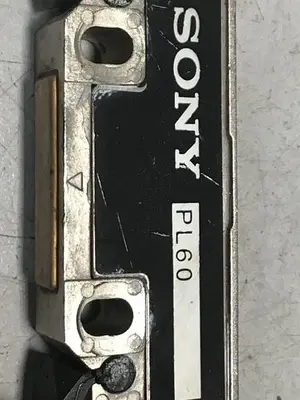 USED SONY PL60