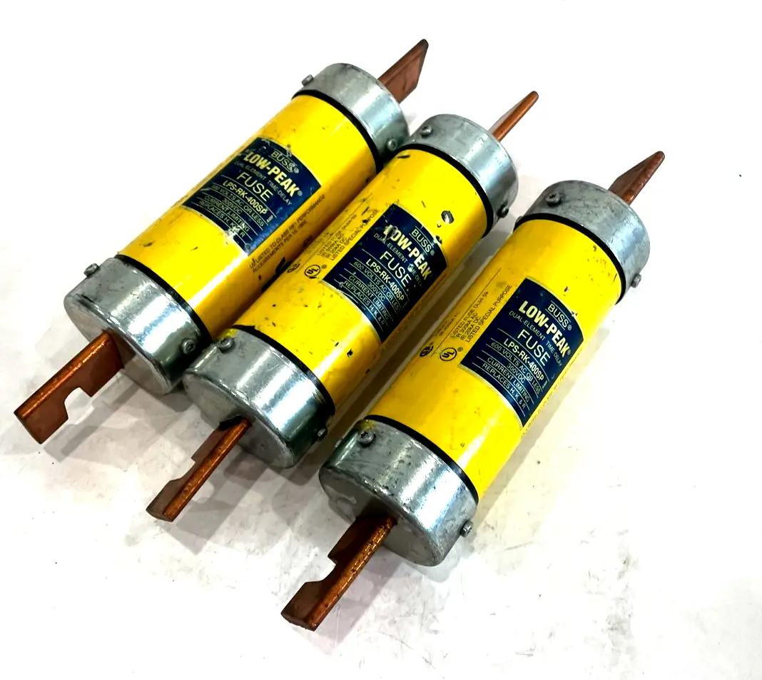 NEW LOT OF 3 BUSSMANN LPS-RK-400SP FUSES 600VAC 300VDC LPSRK400SP