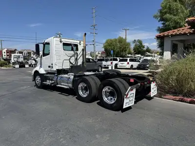 Used 2019 VOLVO VNL300 Conventional trucks California US | Commerce Truck Equipment Sales #1548722