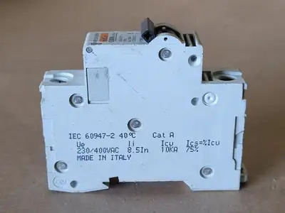 USED MERLIN GERIN C60N