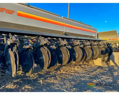 Used CRUSTBUSTER _UNKNOWN_ No-Till Drills Iowa US | Keast Enterprises #1360181