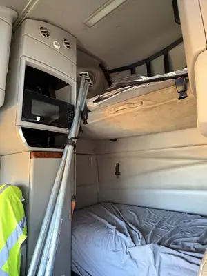 Used 2005 VOLVO VNL Conventional trucks New Jersey US | Proxy Equipment #1425980
