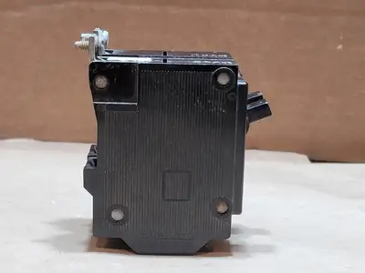 20 Amp, 2 Pole, 120/240 Volts CIrcuit Breaker