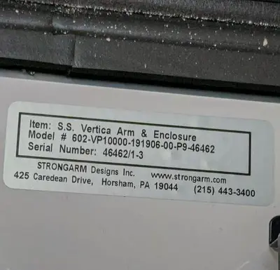 Strongarm Controller With Vertica Arm