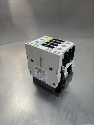 Siemens 3ZX10120RT021AA1 Contactor w/3RH19212EA02 Module. 4E50
