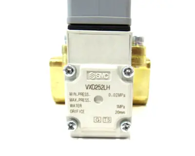 NEW SMC VXD252LH SOLENOID VALVE
